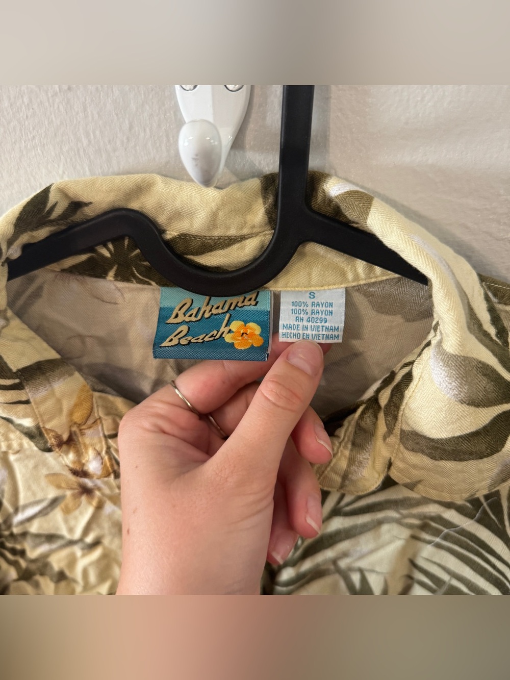 Tropical Button Up - Picture 3 of 6